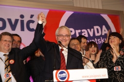 Josipović slavi pobjedu