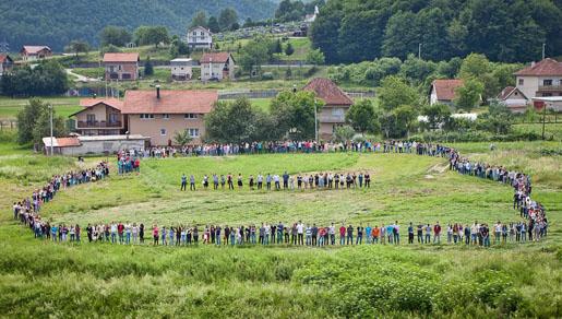 Milenijska fotografija učenika Srednje škole \'Novi Travnik\'